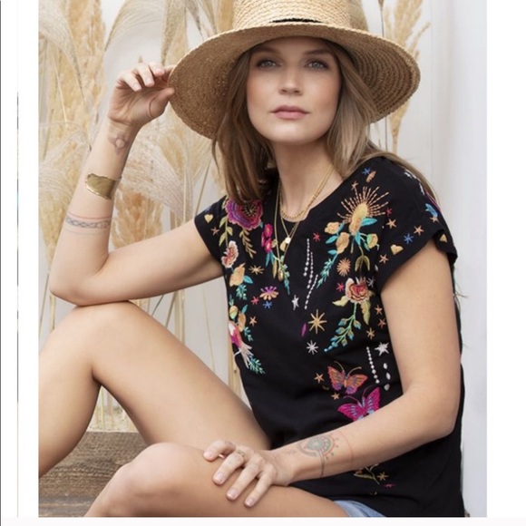 thalia relaxed tee johnny was